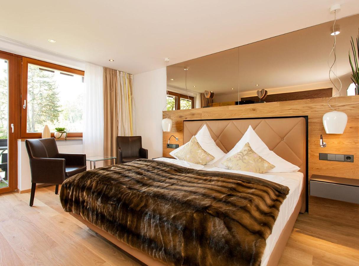 Hotel Heinzler Am See Immenstaad am Bodensee Exteriör bild